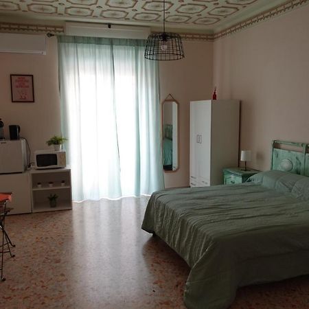 טרני Imperial Room מראה חיצוני תמונה